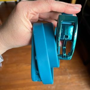 Teal Skimp La Charmeuse Thin Plastic (Golf) Belt. (Unisex)